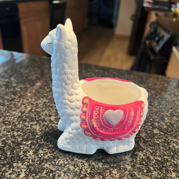 LLAMA PLANTER, ceramic in excellent condition. - Picture 7 of 12